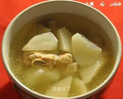 White radish ribs soup