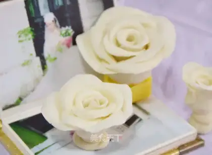 Chocolate roses