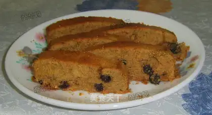 Wine Impregnated Blackcurrant Pound Cake