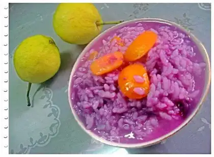 Orange-scented purple potato porridge