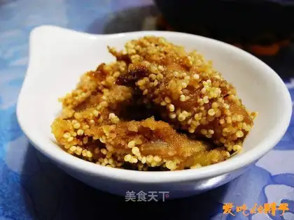 Steamed pork with millet powder