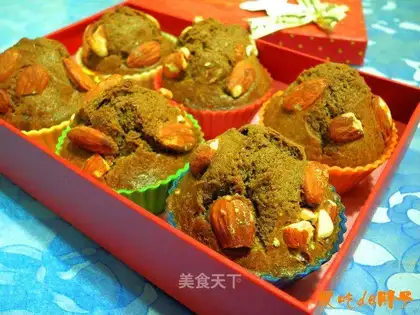 Cocoa almond cake