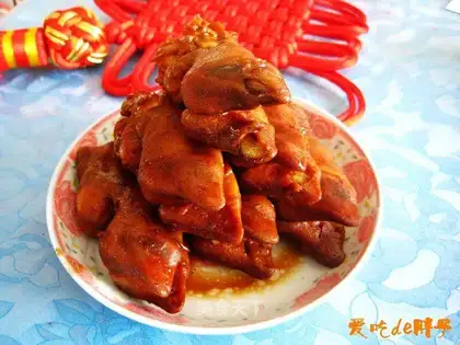 Braised mutton feet