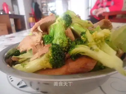fried pork with broccoli