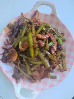 Chili fried meat