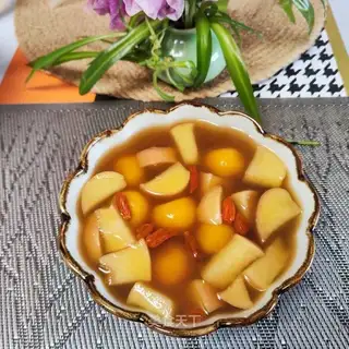 Apple pumpkin soup