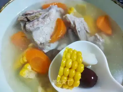 Carrot mountain medicine corn ribs soup