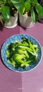 Garlic fried veal