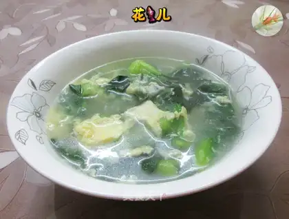 Little green omelet soup