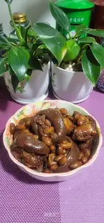 Nanjian peanut pig hoof