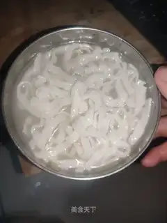 Fresh noodles