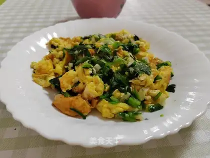 Spinach fried eggs