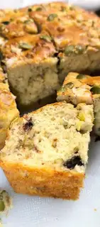 Banana nut cake