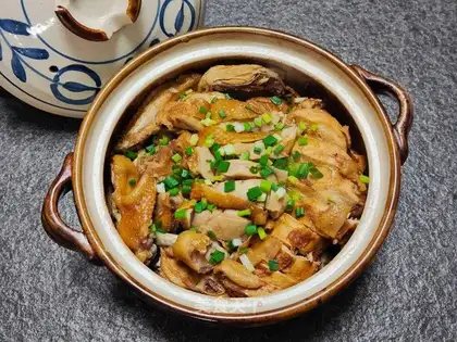 Five fingers of peach chicken