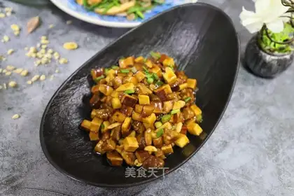 Fudge-dry sauce