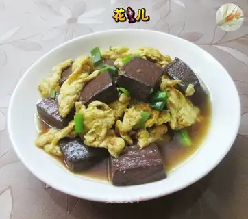 Eggs and duck blood