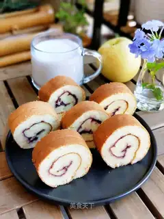 Blueberry roll