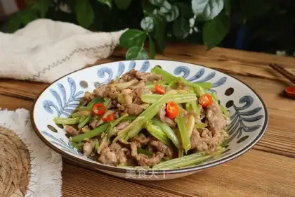 Creamed lamb