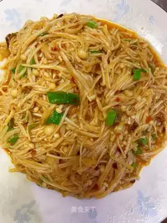 Spicy golden needle mushrooms