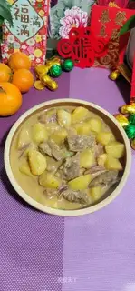 Coconut gravy, potatoes