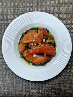 Plum pig's feet