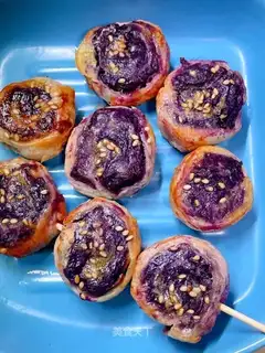 Hand-picked crackers