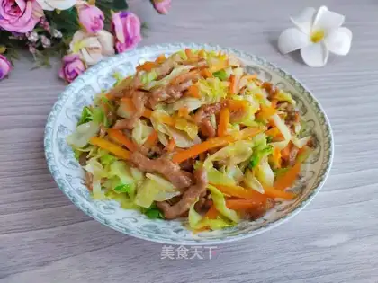 Carrot-covered gravy