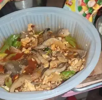 Mushroom fried eggs