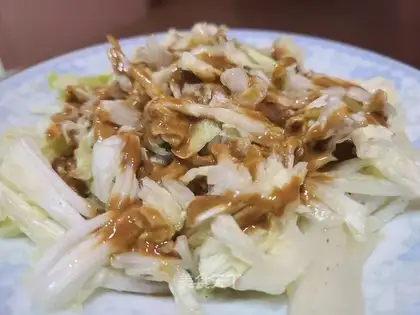 Sesame sauce cabbage