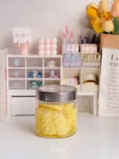 Self-made pineapple