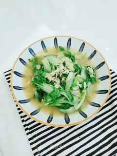 Fresh and fresh, shrimp-covered vegetables