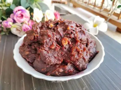 Cinnamon walnut dates