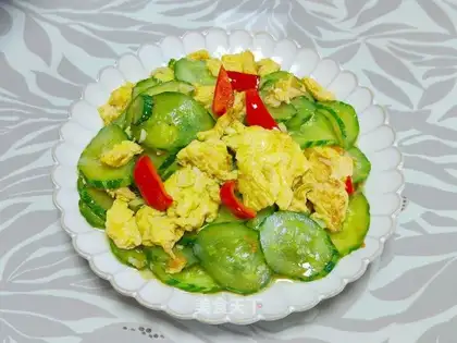 cucumber fried eggs