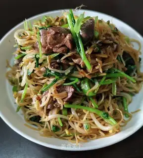 Chicken soybean sprouts and tweezers