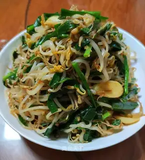 Soccer bean sprouts