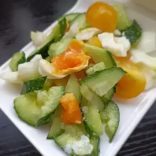Cucumber tomato boiled eggs