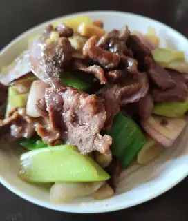 The lamb fried onions