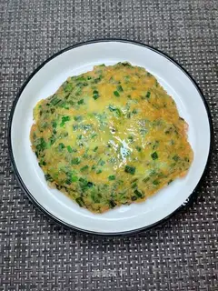 Cream fried eggs