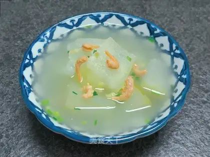Seameat melon soup