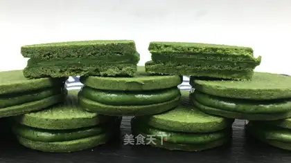 Tea chocolate crackers