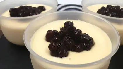 Caramel, frozen pudding