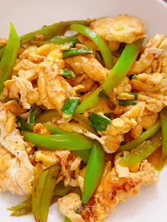 Pepper fried eggs