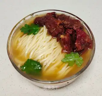 Beef egg noodles