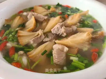Monkey mushrooms, lamb stew