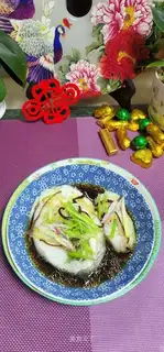 Skin steamed cod
