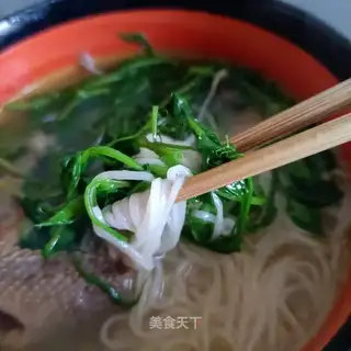 Pea-poo noodle