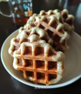 Banana waffles