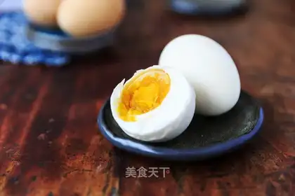 Five spicy duck eggs