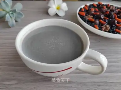 Black sesame soy sauce