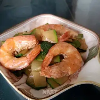 Shrimp fried cucumber